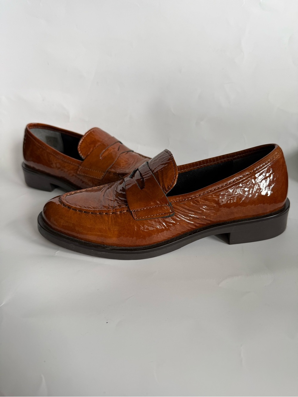 Ateliers Women's Carlos Tan Patent Loafers in size 37 (US 6.5-7)
